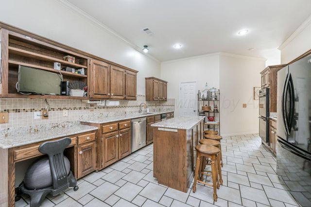 7809 Bent Tree Drive, Amarillo, TX 79121