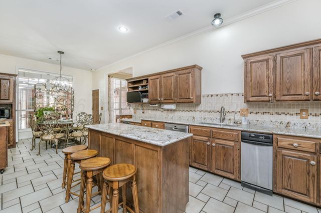 7809 Bent Tree Drive, Amarillo, TX 79121