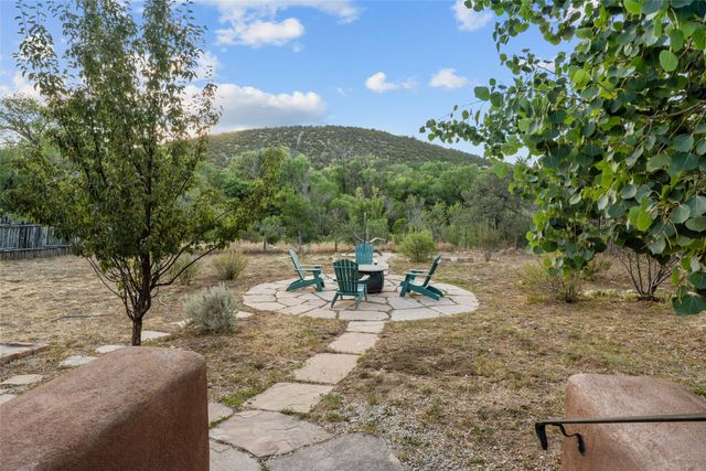 1523 Upper Canyon Road, Santa Fe, NM 87501