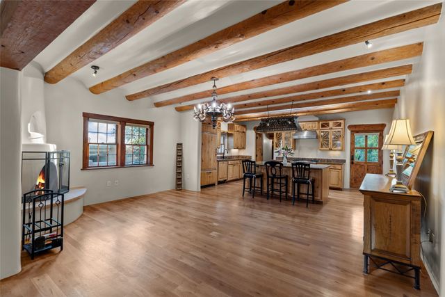 1523 Upper Canyon Road, Santa Fe, NM 87501