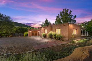 1523 Upper Canyon Road, Santa Fe, NM 87501
