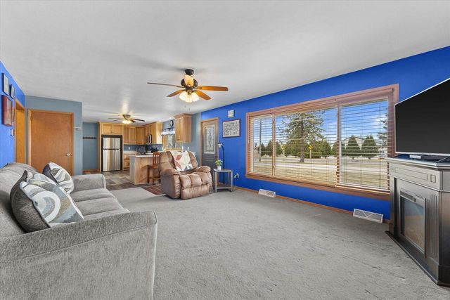 206 Fredonia AVENUE, Fredonia, WI 53021