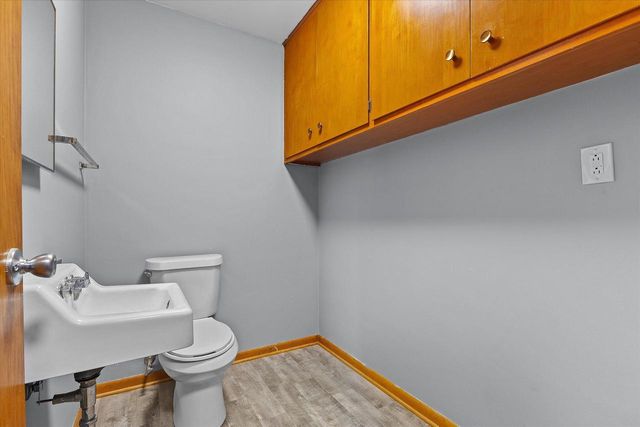 206 Fredonia AVENUE, Fredonia, WI 53021