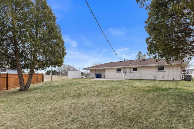 206 Fredonia AVENUE, Fredonia, WI 53021