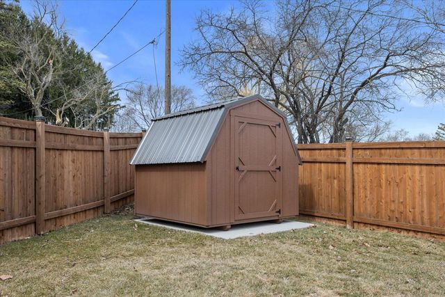 206 Fredonia AVENUE, Fredonia, WI 53021