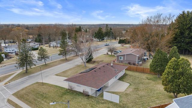 206 Fredonia AVENUE, Fredonia, WI 53021