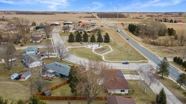 206 Fredonia AVENUE, Fredonia, WI 53021