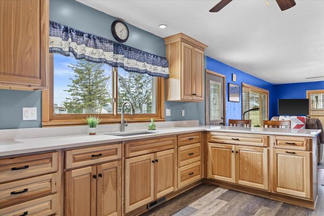 206 Fredonia AVENUE, Fredonia, WI 53021