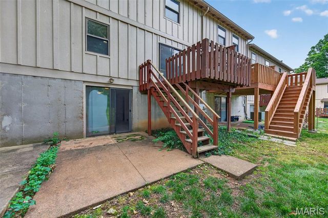 2358 Hidden Meadow Lane, Ballwin, MO 63021