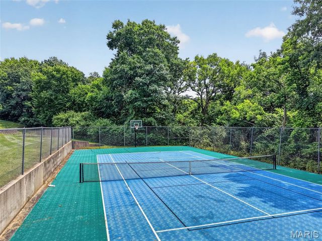 2358 Hidden Meadow Lane, Ballwin, MO 63021