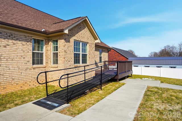 2122 Centergrove Road, Kannapolis, NC 28083