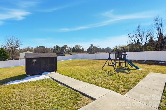 2122 Centergrove Road, Kannapolis, NC 28083