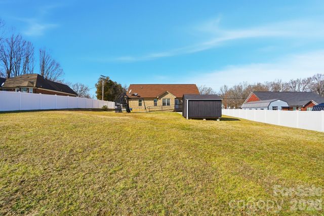 2122 Centergrove Road, Kannapolis, NC 28083
