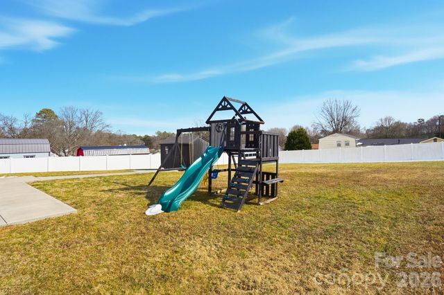 2122 Centergrove Road, Kannapolis, NC 28083