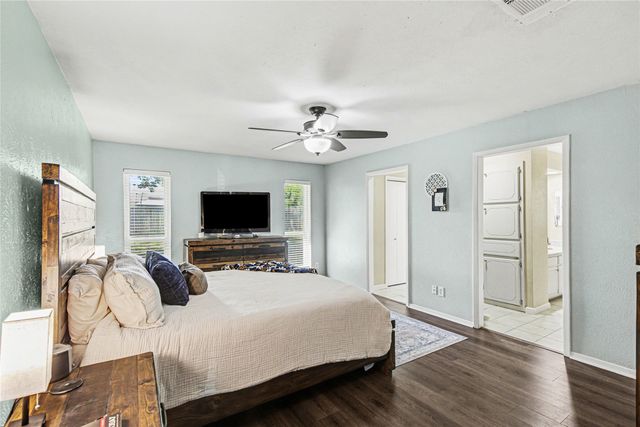 2805 Autumn Drive, Hurst, TX 76054