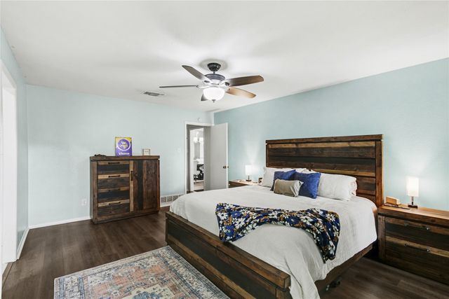 2805 Autumn Drive, Hurst, TX 76054