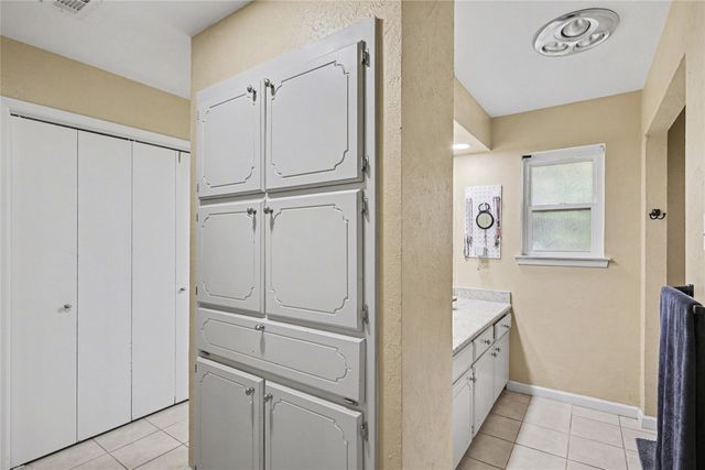 2805 Autumn Drive, Hurst, TX 76054