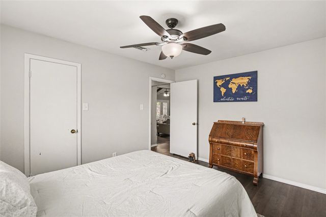 2805 Autumn Drive, Hurst, TX 76054