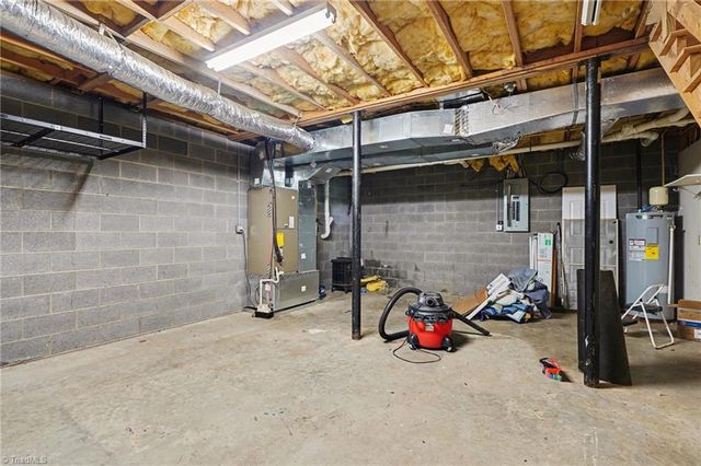3301 Deal Mill Road, Hudson, NC 28638
