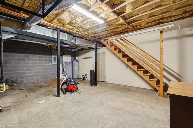 3301 Deal Mill Road, Hudson, NC 28638