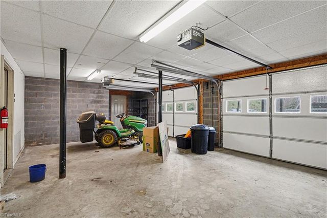 3301 Deal Mill Road, Hudson, NC 28638
