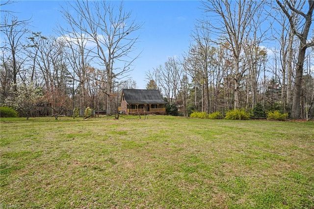 3301 Deal Mill Road, Hudson, NC 28638