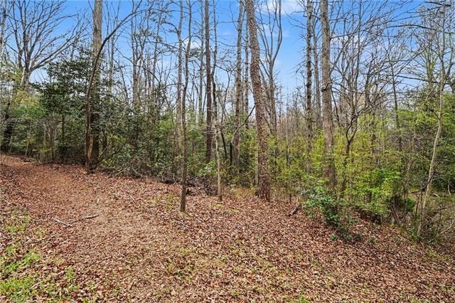 3301 Deal Mill Road, Hudson, NC 28638