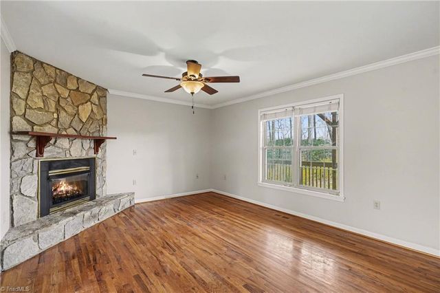3301 Deal Mill Road, Hudson, NC 28638