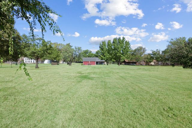 1261 Emerald, Southlake, TX 76092