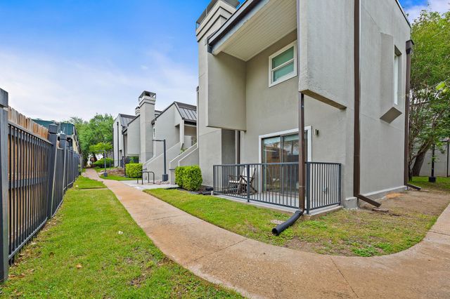 935 La Posada DR 128, Austin, TX 78752