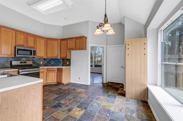 715 Westwood North Drive, Magnolia, TX 77354