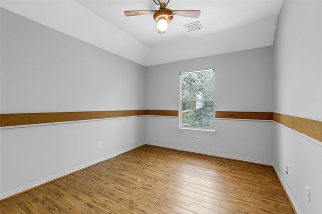 715 Westwood North Drive, Magnolia, TX 77354