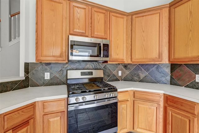 715 Westwood North Drive, Magnolia, TX 77354