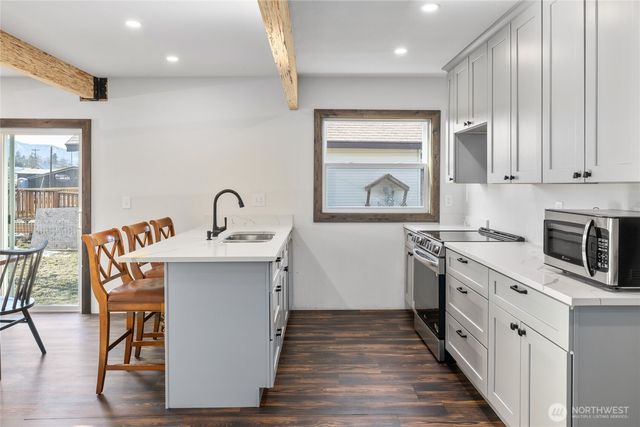 515 E 1st Street, Cle Elum, WA 98922