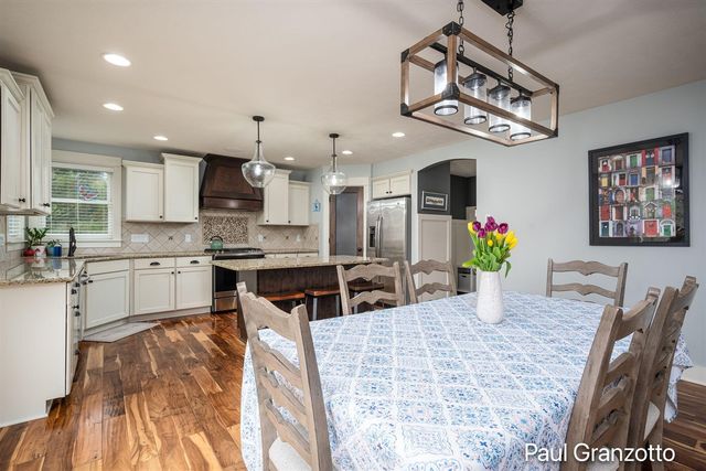 2480 Cedar West Drive, Jenison, MI 49428