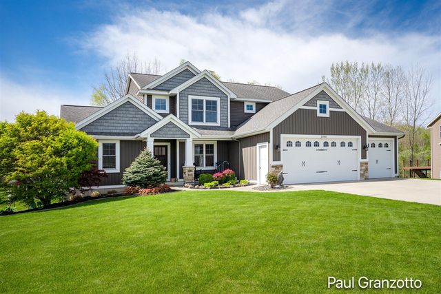 2480 Cedar West Drive, Jenison, MI 49428