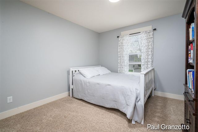 2480 Cedar West Drive, Jenison, MI 49428