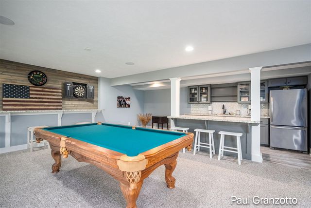 2480 Cedar West Drive, Jenison, MI 49428