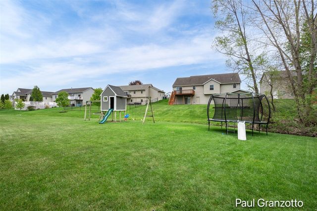2480 Cedar West Drive, Jenison, MI 49428