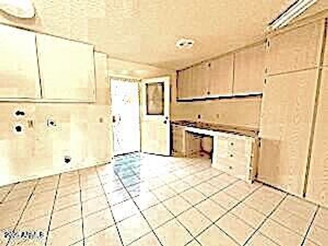 17407 N COUNTRY CLUB Drive, Sun City, AZ 85373