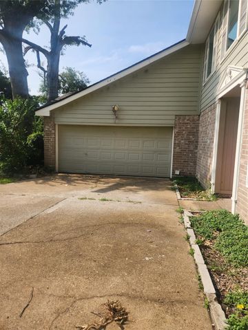 12610 Raven South Drive, Cypress, TX 77429