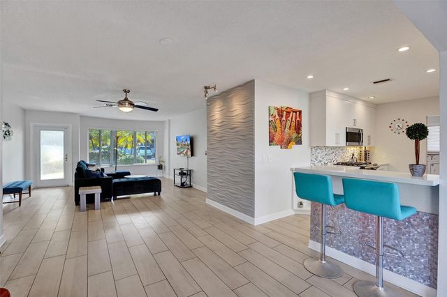 2265 SE 12th Street, Pompano Beach, FL 33062