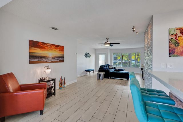 2265 SE 12th Street, Pompano Beach, FL 33062