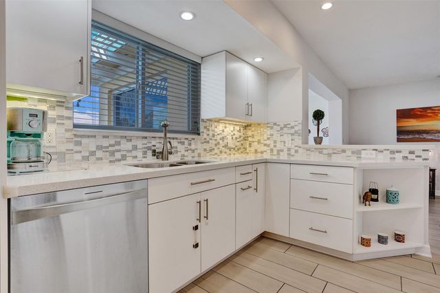 2265 SE 12th Street, Pompano Beach, FL 33062