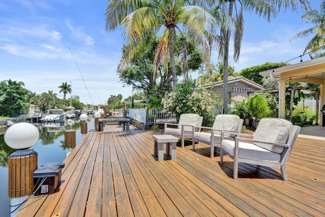 2265 SE 12th Street, Pompano Beach, FL 33062