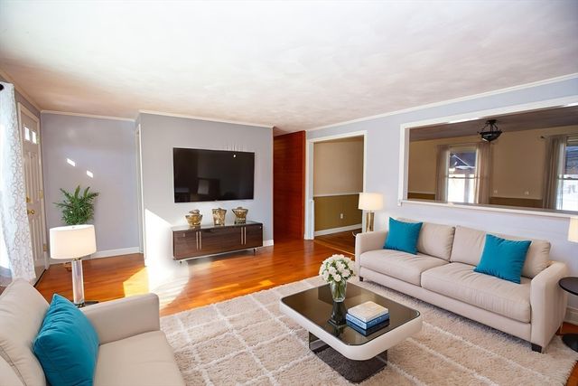 357 Tiffany St, Attleboro, MA 02703