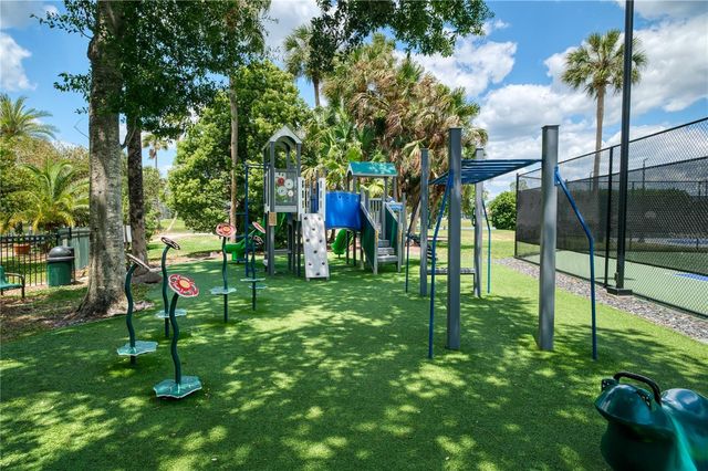 863 OAKBRANCH PLACE, Sanford, FL 32771