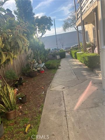 222 N LOCUST, Inglewood, CA 90301