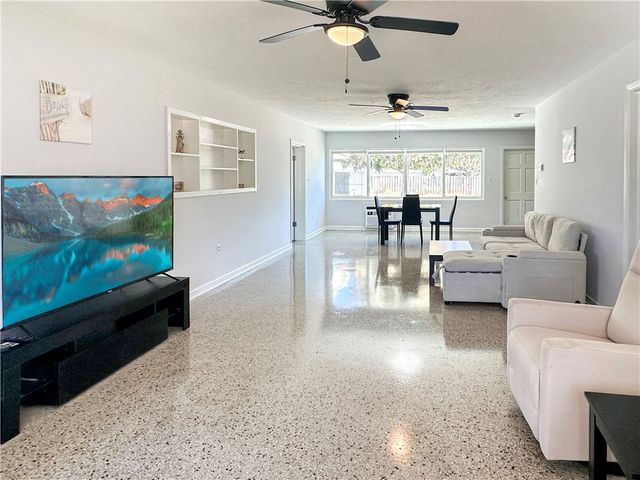 1612 S 28th Street, Fort Pierce, FL 34947