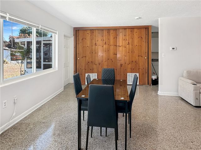 1612 S 28th Street, Fort Pierce, FL 34947